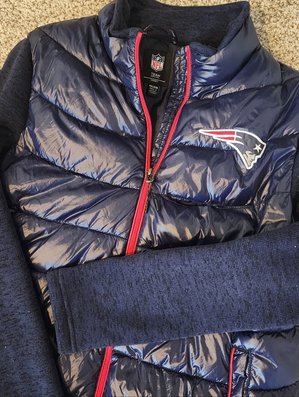 🏈New England Patriots Women's Puffer Jacket G111 Size 2XL GORPCORE NFL Apparel
